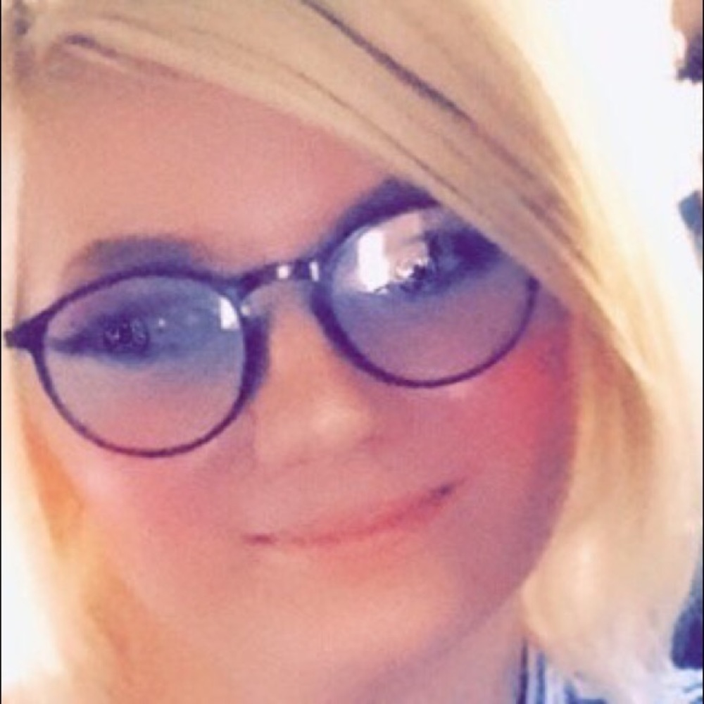 Meet your Posher, Sydney